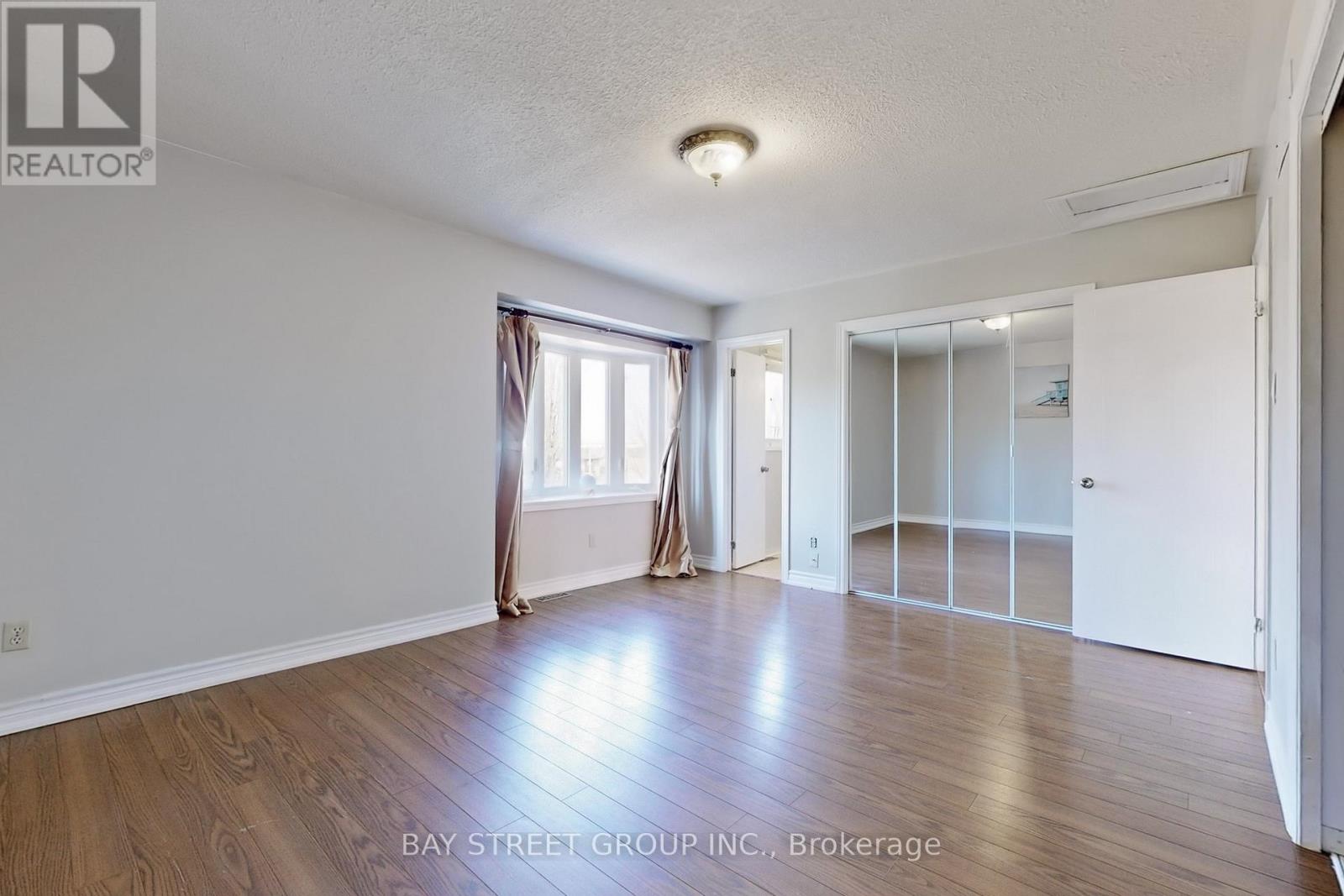 7160 Harding Crescent, Mississauga, Ontario  L5N 5P5 - Photo 23 - W12140351