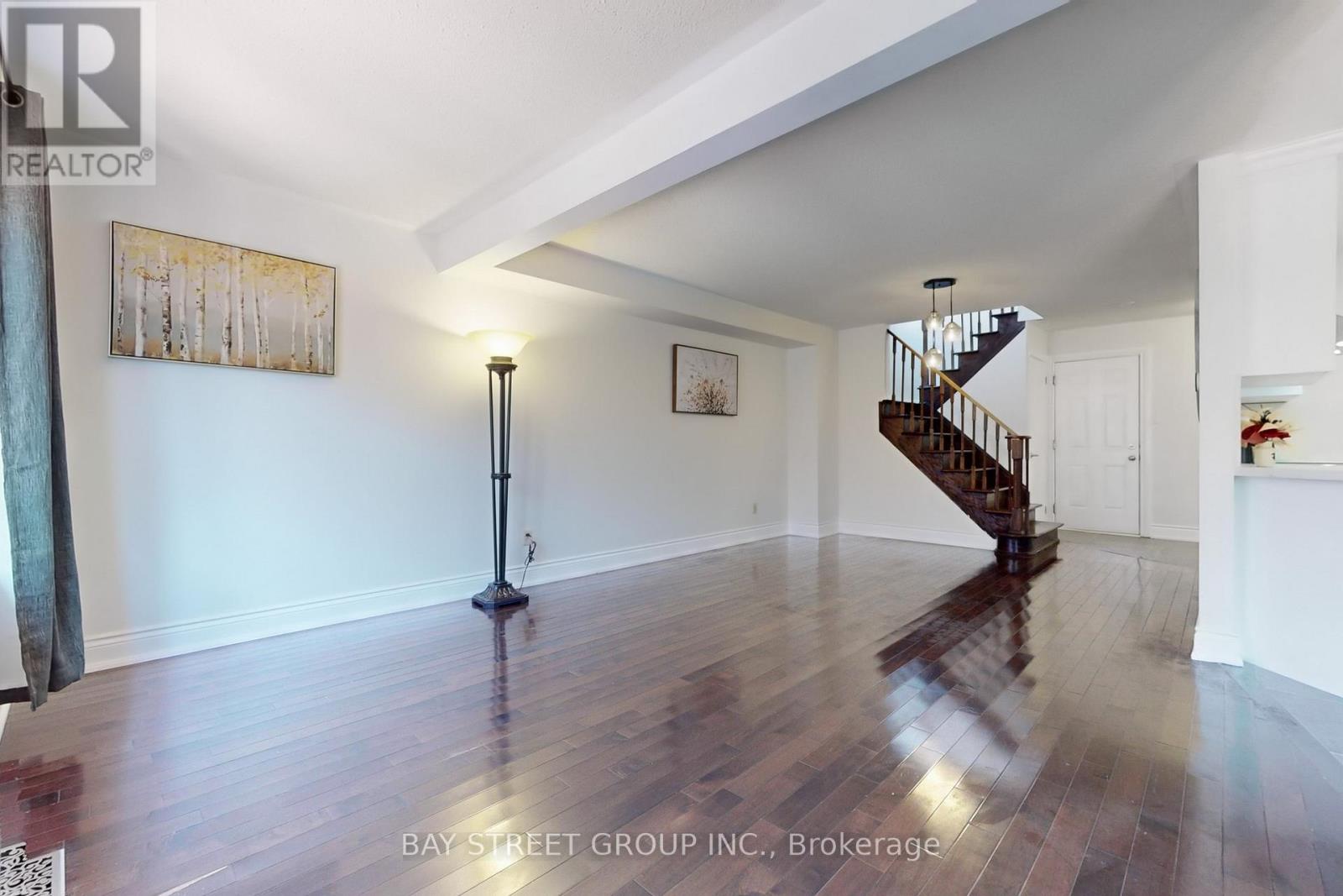 7160 Harding Crescent, Mississauga, Ontario  L5N 5P5 - Photo 9 - W12140351