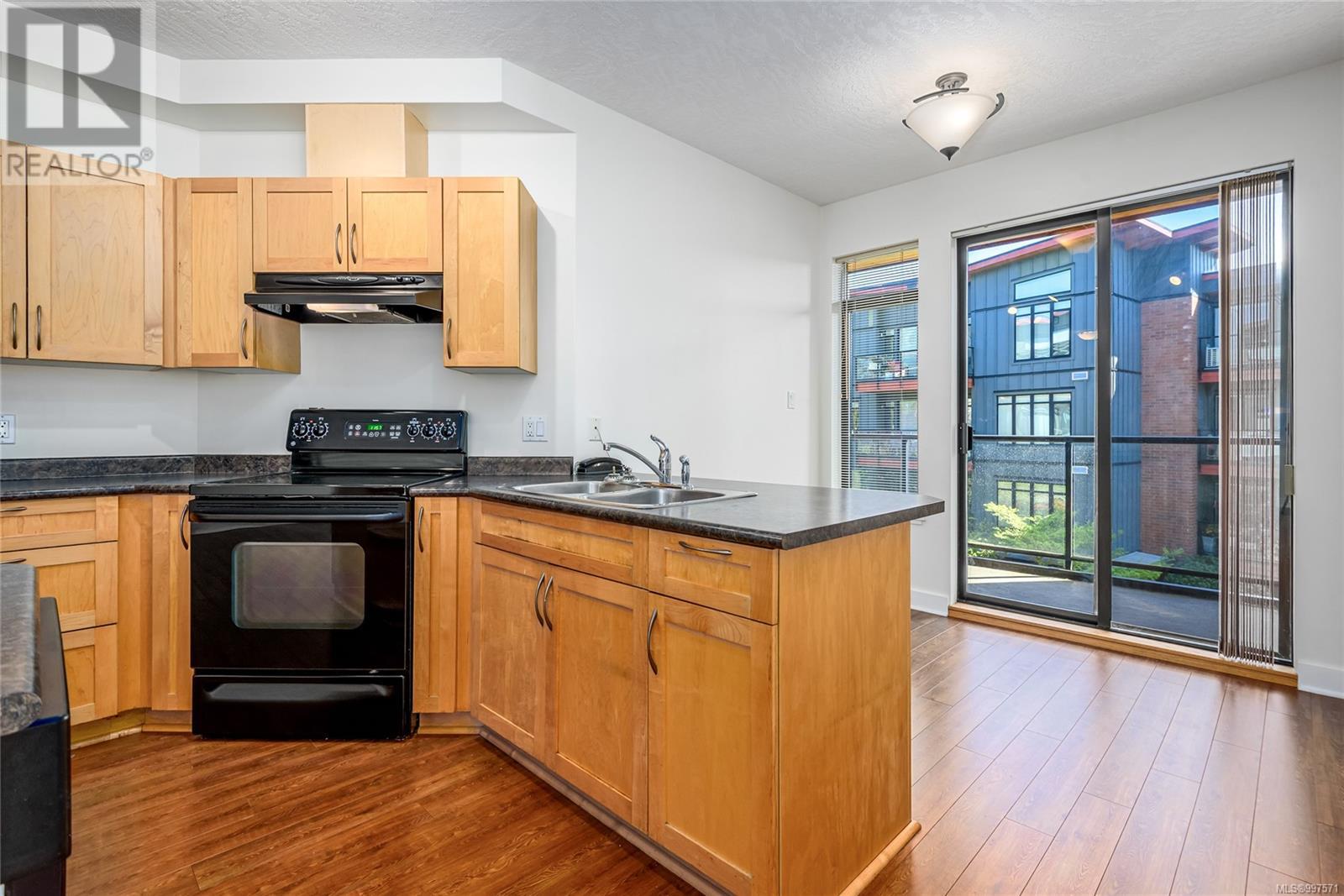Property at 231 2300 Mansfield Dr image 5