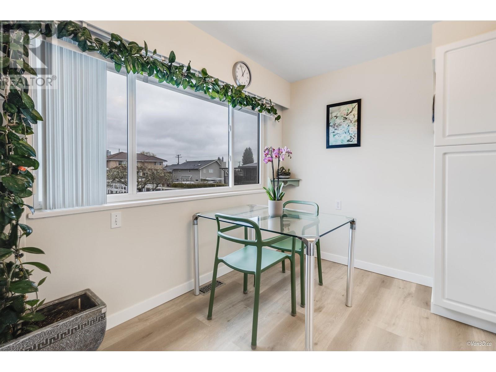 6555 St. Charles Place, Burnaby, British Columbia V5H 3W1 - Photo 8 - R2991349