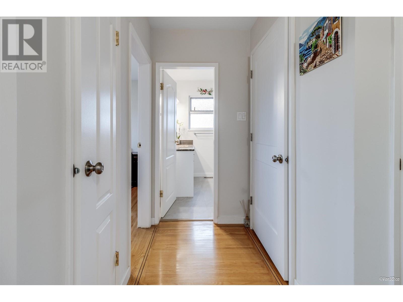 6555 St. Charles Place, Burnaby, British Columbia V5H 3W1 - Photo 13 - R2991349