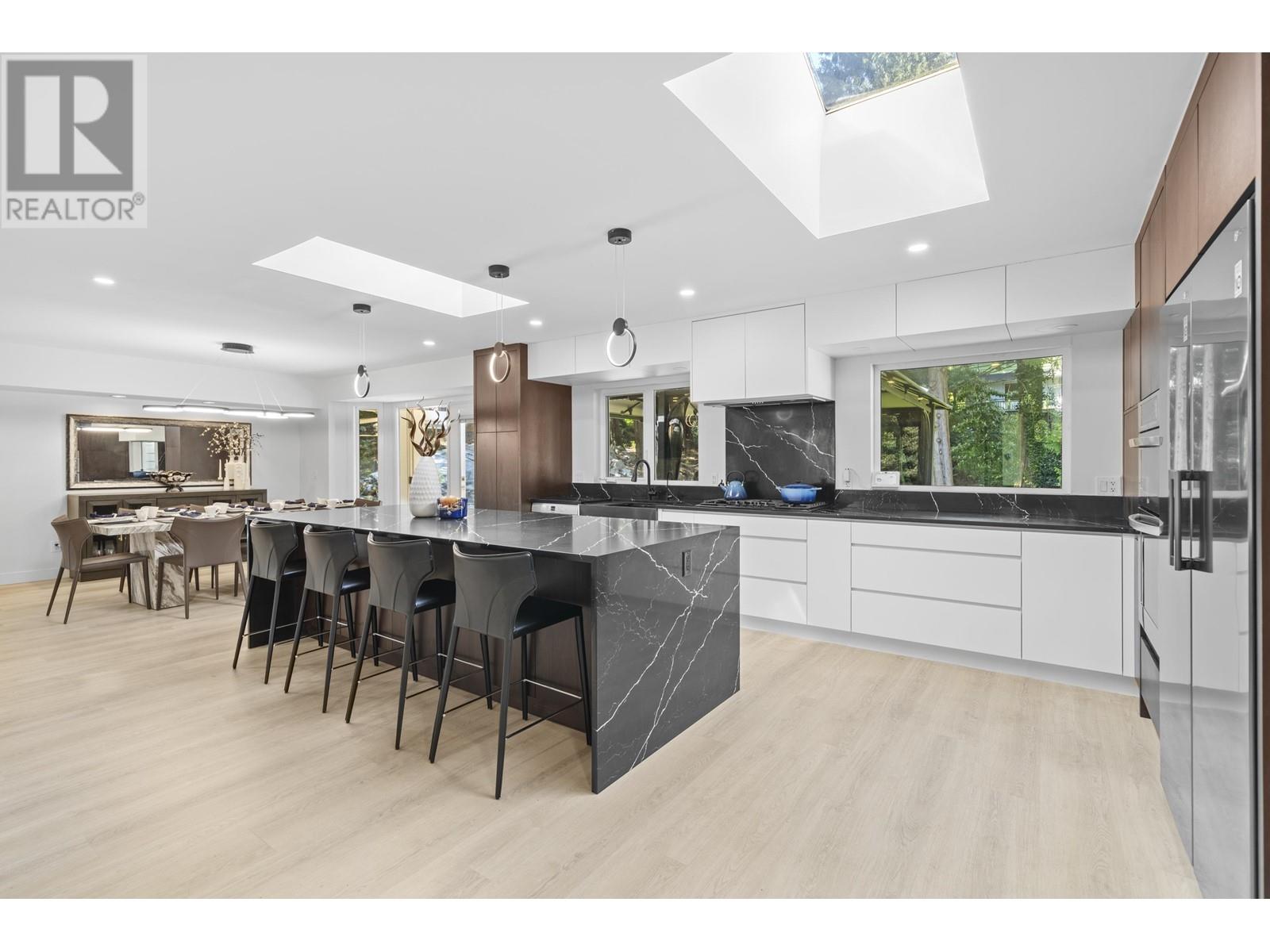 3965 Viewridge Place, West Vancouver, British Columbia  V7V 3K7 - Photo 10 - R2998447