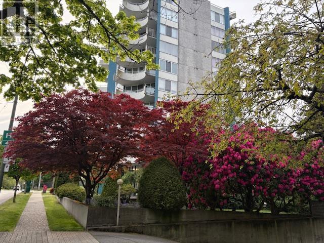 203 4691 W 10 AVENUE, Vancouver, British Columbia