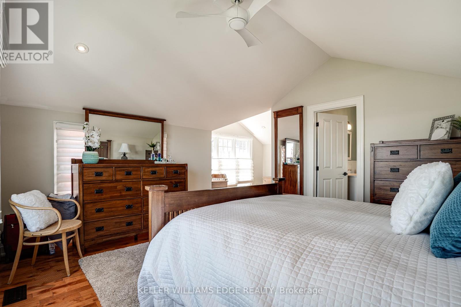 849 Beach Boulevard, Hamilton, Ontario  L8H 6Z5 - Photo 25 - X12140360