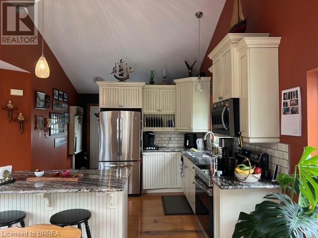 3302 Colin Street, Port Bruce, Ontario  N5H 2R2 - Photo 13 - 40725195