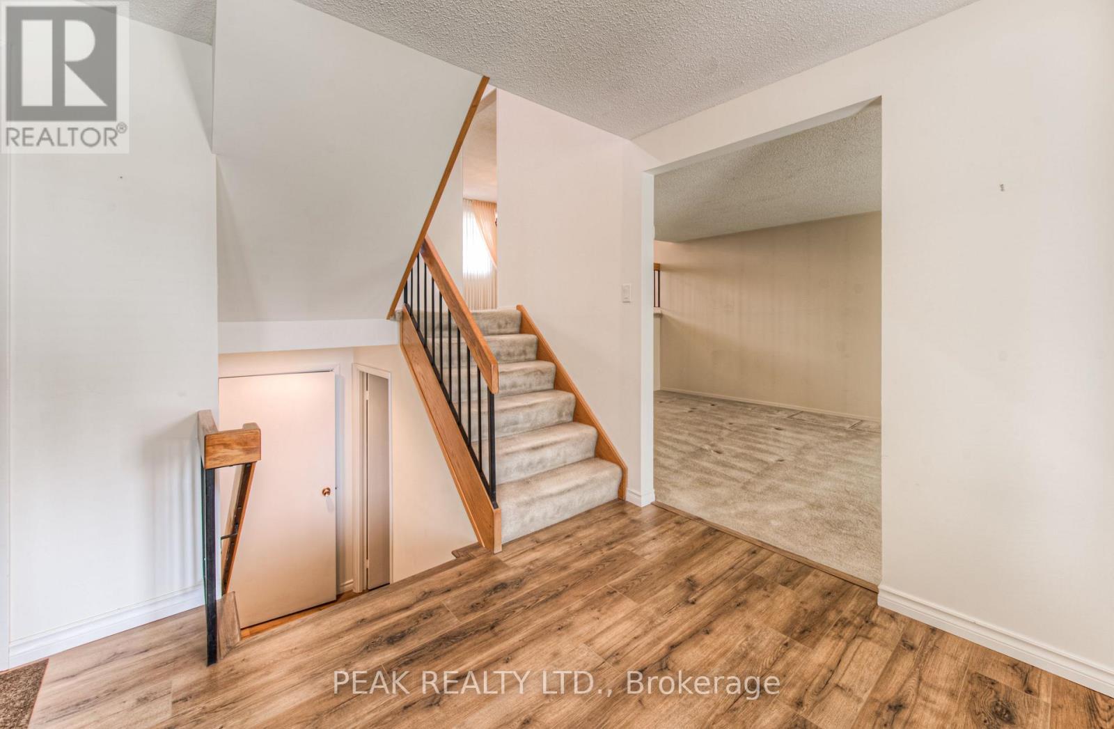 101 Blackwell Drive, Kitchener, Ontario  N2N 1S8 - Photo 5 - X12128522