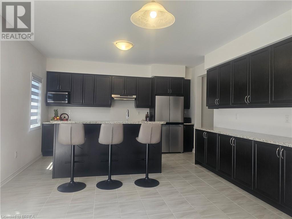 Property at 28 ROWLEY Street image 3