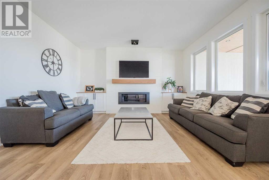 Property at 10625 155 Avenue image 4