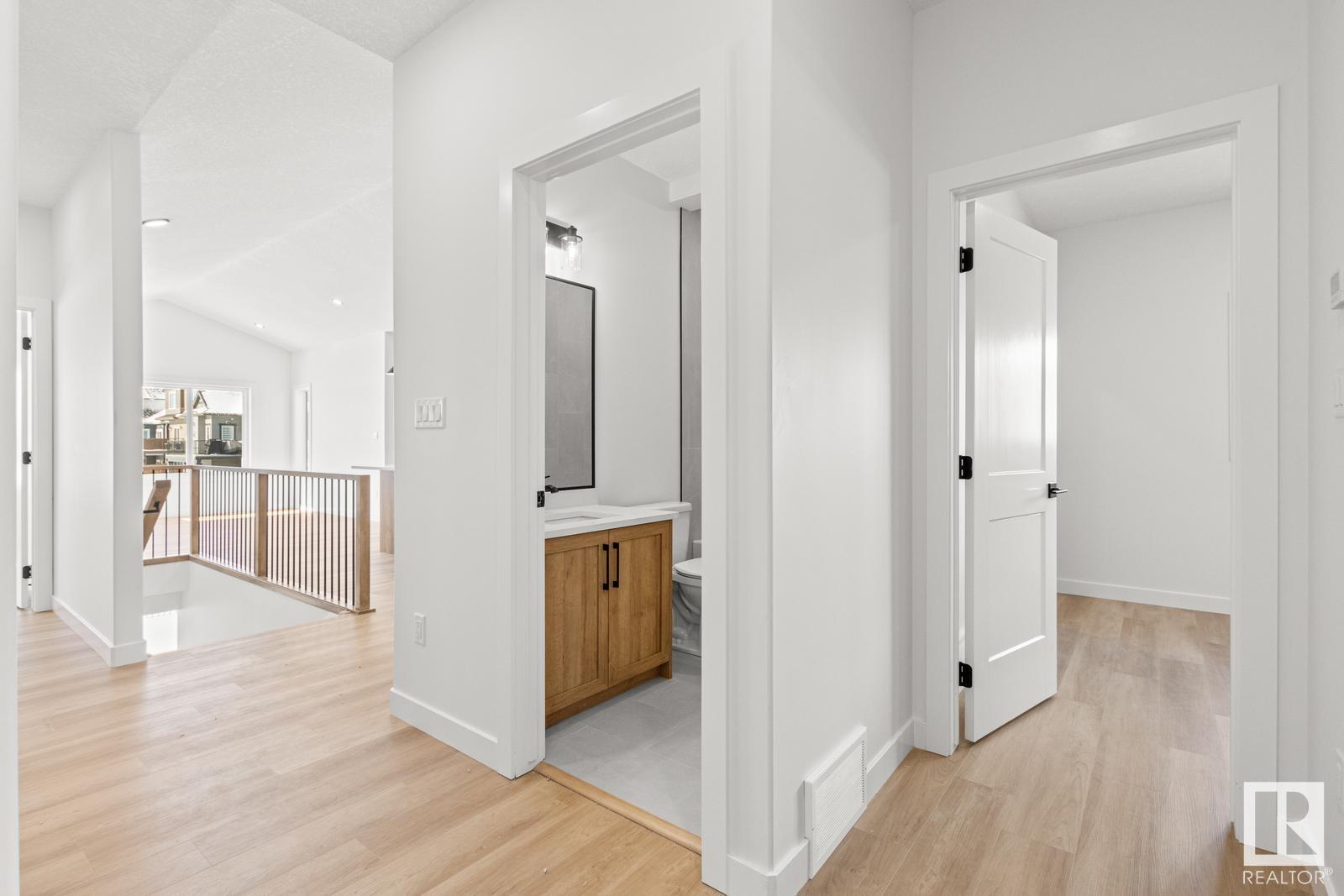 Property at 73 Edgefield Way image 1