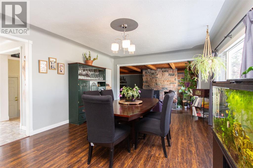 Property at 6013 57 Avenue image 3