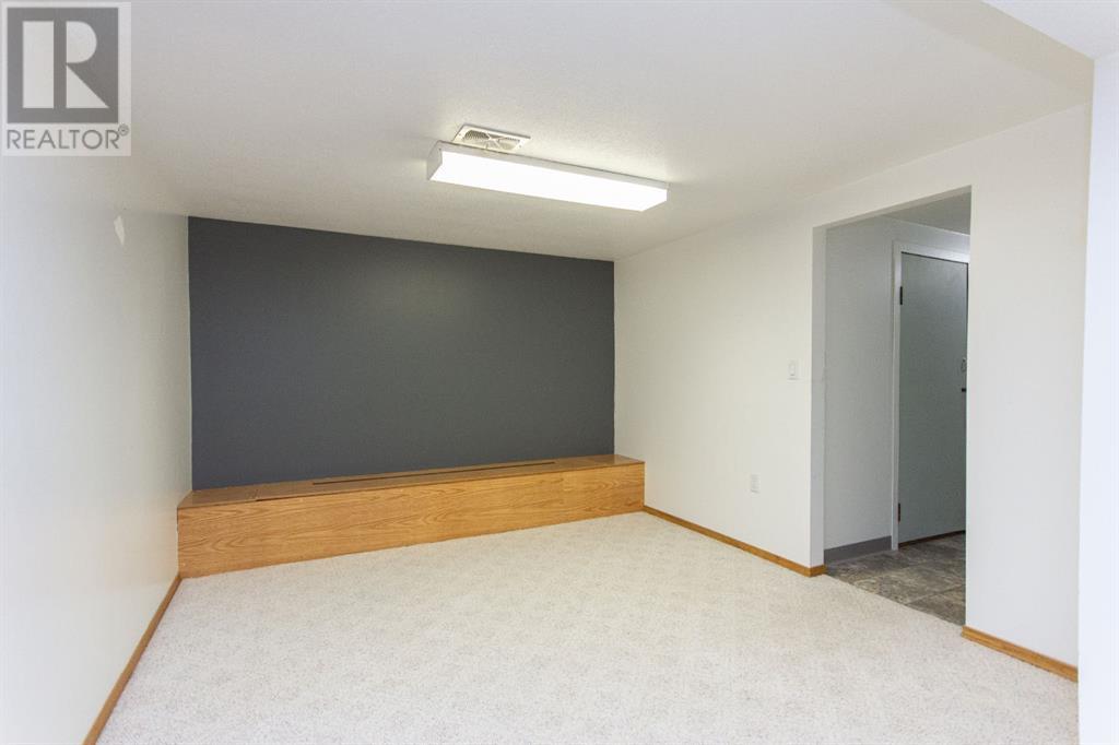 6013 57 Avenue, Red Deer, Alberta  T4N 4S8 - Photo 20 - A2207317