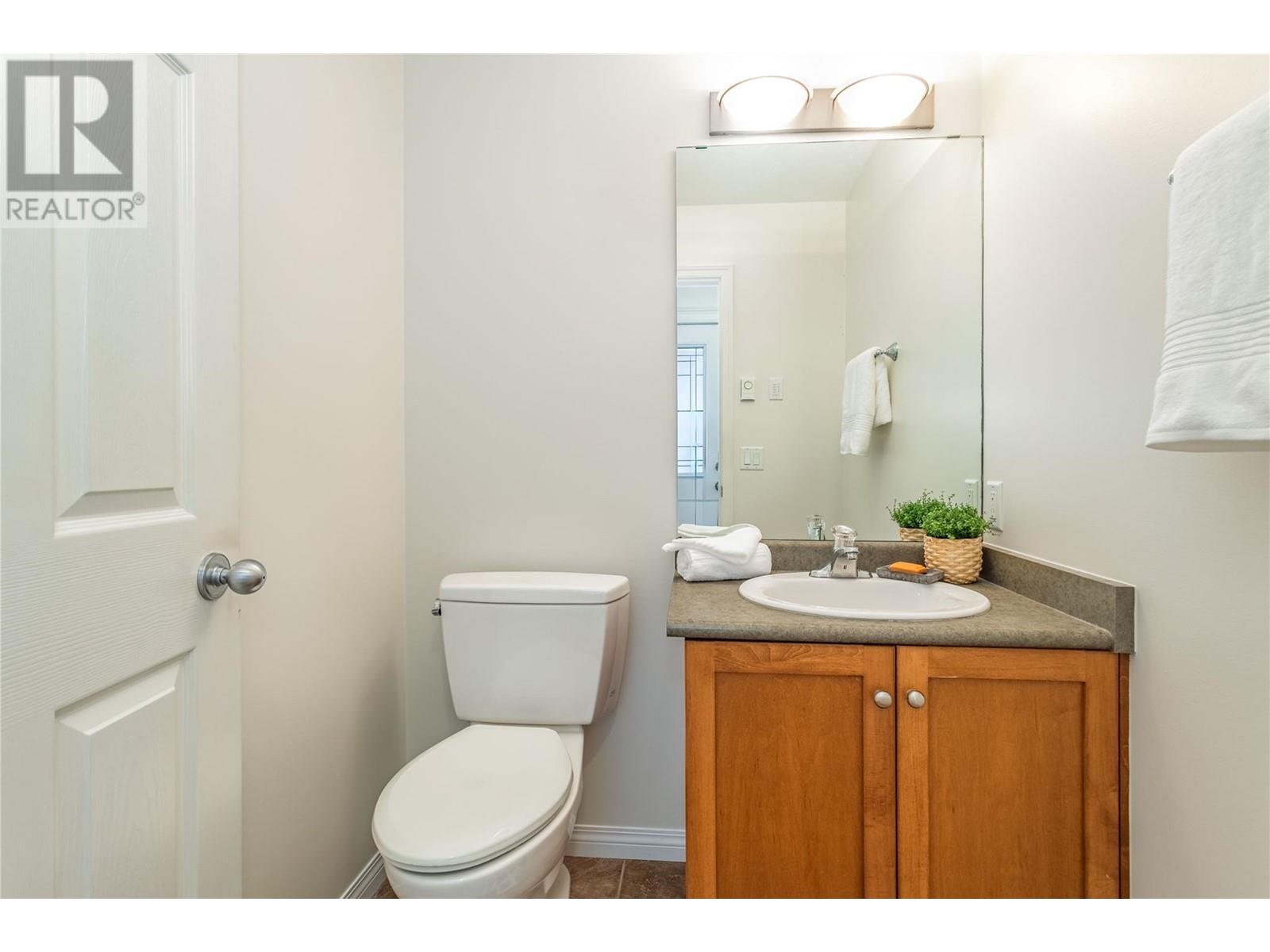 5460 Clements Crescent Unit# 101, Peachland, British Columbia  V0H 1X5 - Photo 10 - 10332699