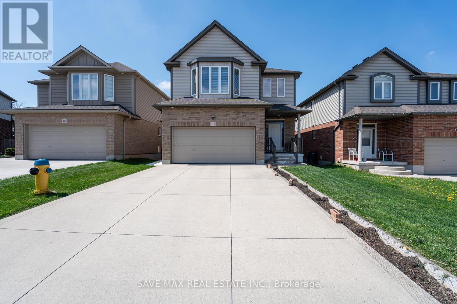 Property at 315 THORNHILL PLACE image 1