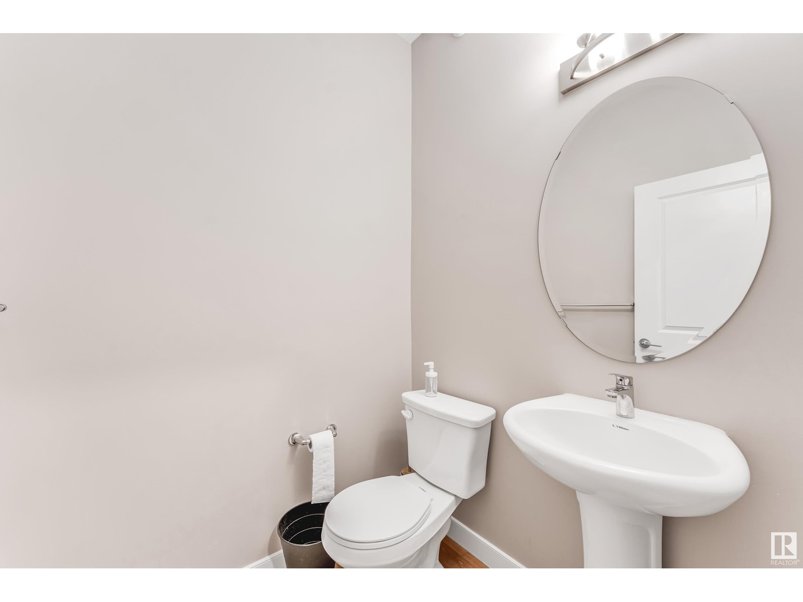 9474 Pear Cr Sw, Edmonton, Alberta  T6X 2Z6 - Photo 5 - E4435872