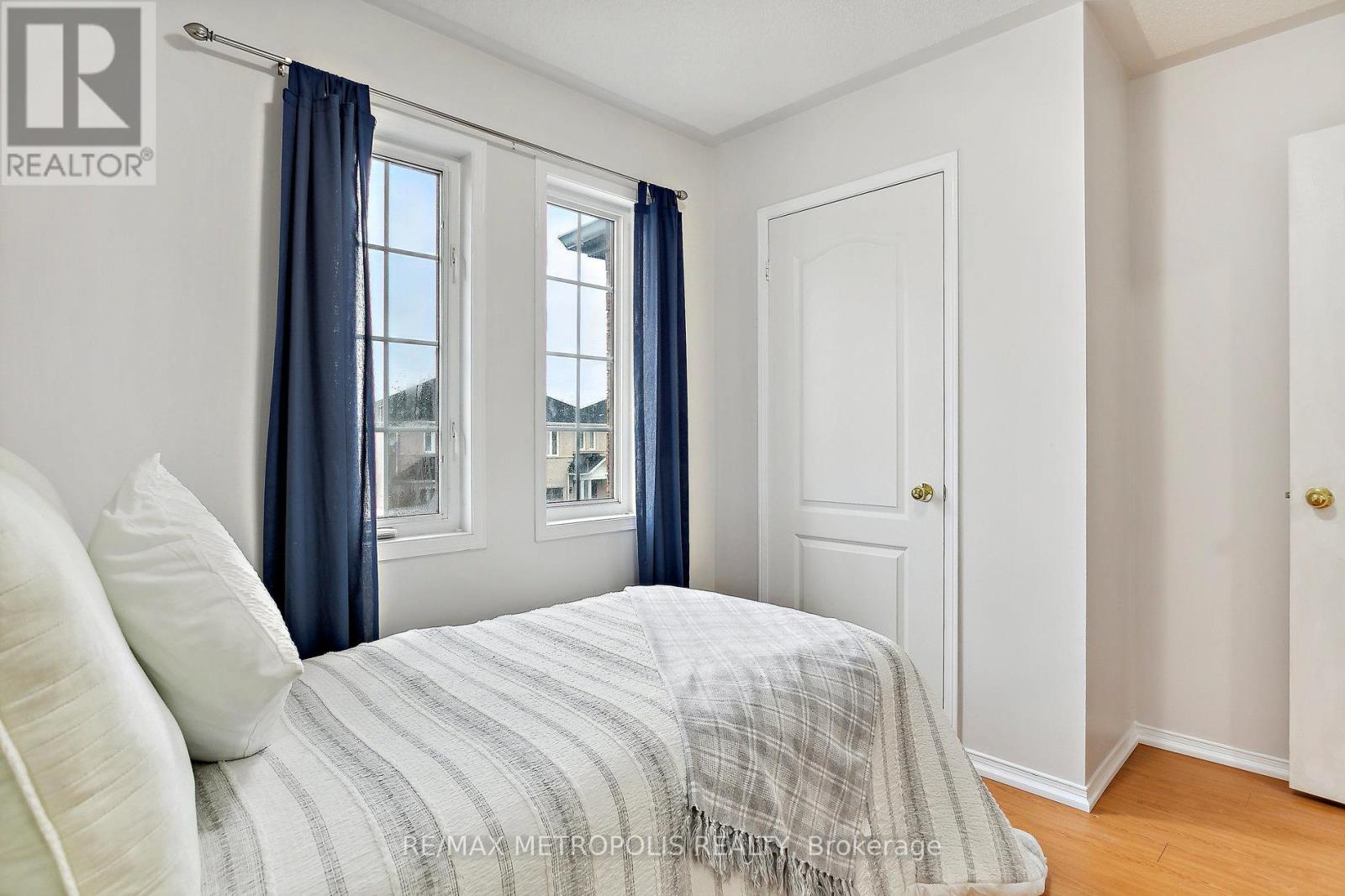 29 Mistdale Crescent, Brampton, Ontario  L7A 1S2 - Photo 22 - W12140408