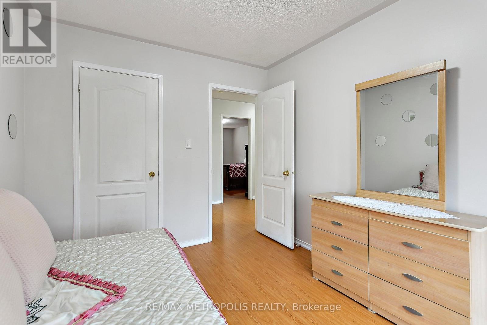 29 Mistdale Crescent, Brampton, Ontario  L7A 1S2 - Photo 27 - W12140408