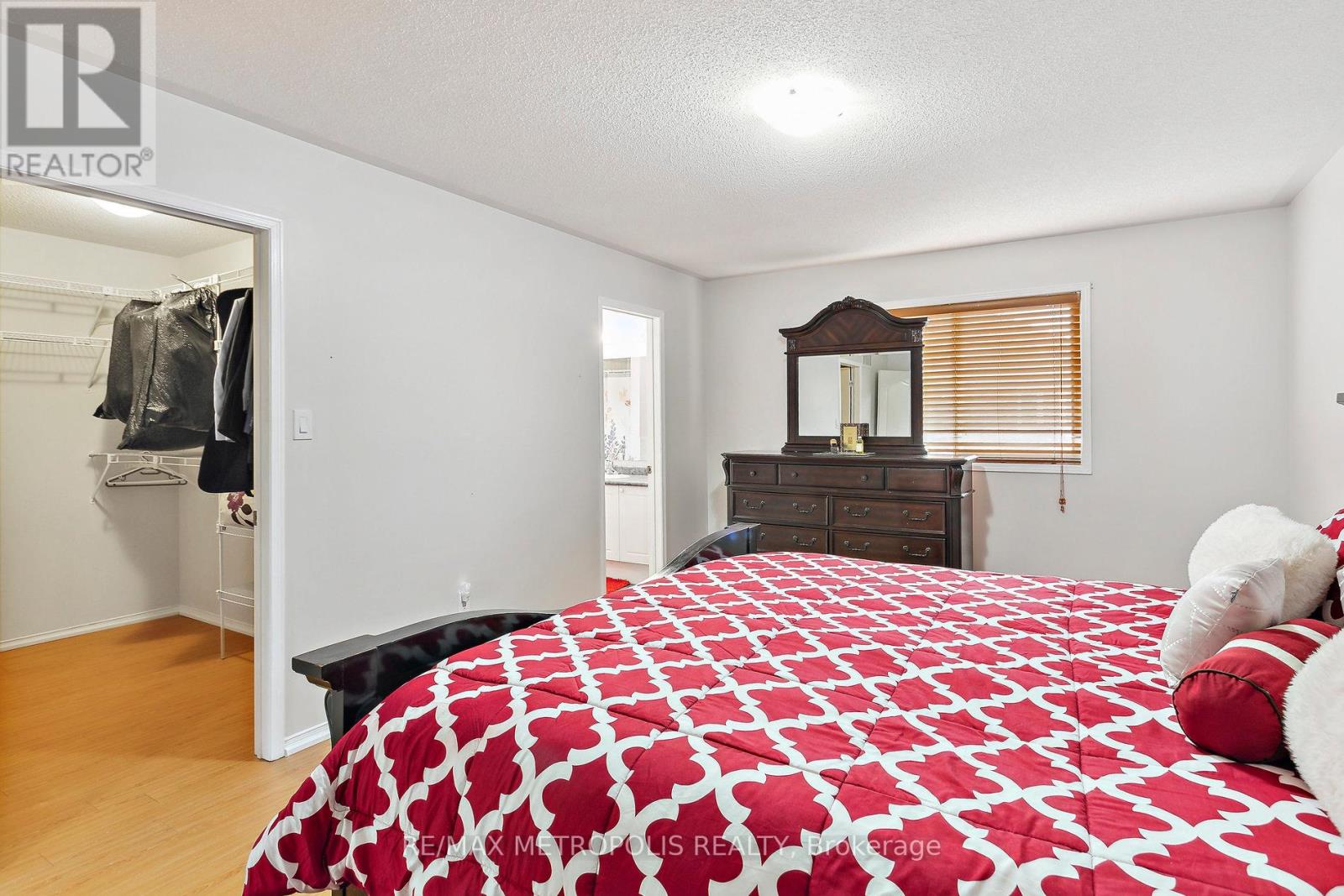 29 Mistdale Crescent, Brampton, Ontario  L7A 1S2 - Photo 30 - W12140408