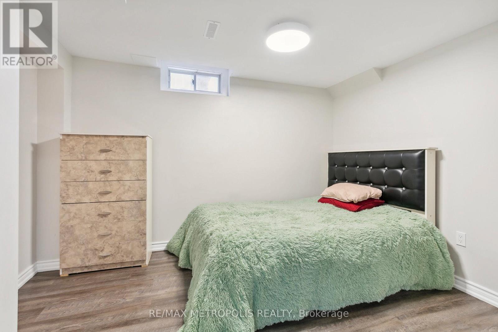 29 Mistdale Crescent, Brampton, Ontario  L7A 1S2 - Photo 40 - W12140408