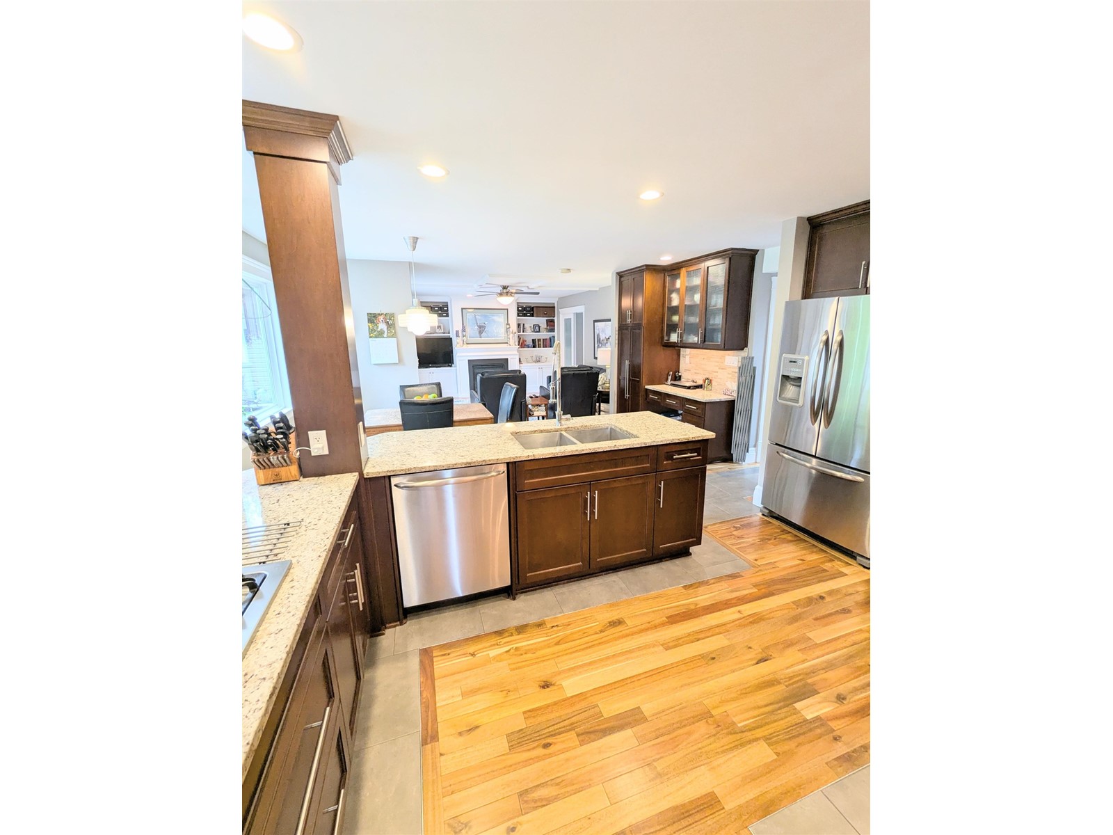Property at 25072 58 AVENUE image 4
