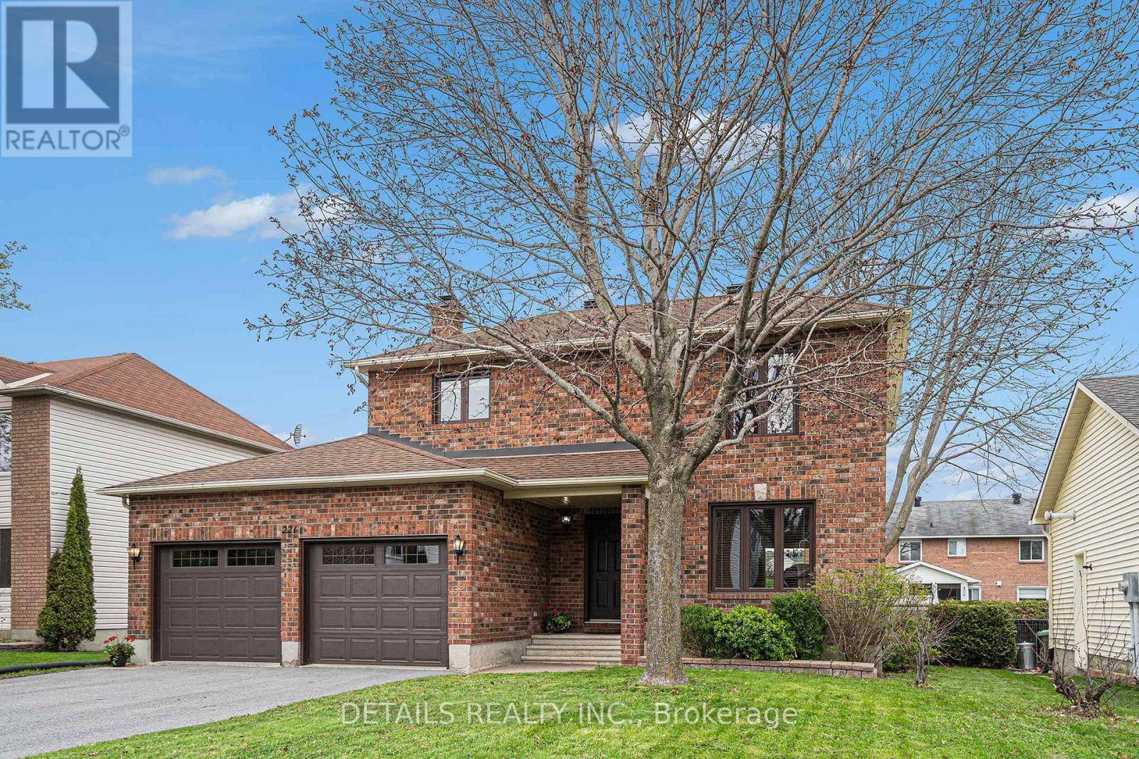 221 Macdougall Street, Russell, Ontario  K4R 1A5 - Photo 2 - X12140188