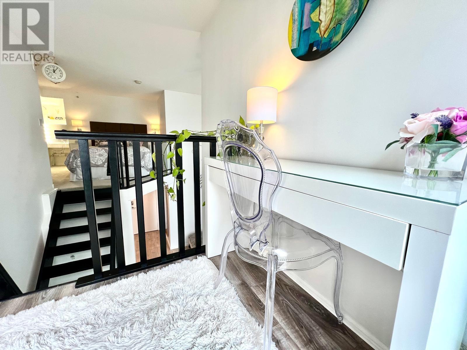 811 933 Seymour Street, Vancouver, British Columbia  V6B 6L6 - Photo 9 - R2981713