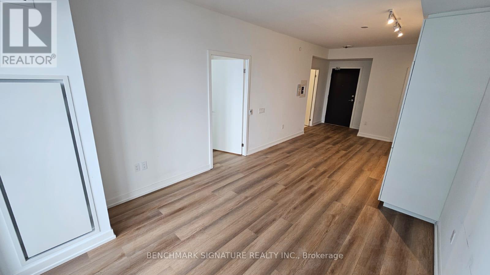 1906 - 7 Golden Lion Heights, Toronto, Ontario  M2M 0C1 - Photo 10 - C12140418
