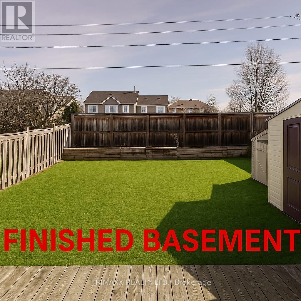 92 Hartrick Place, Whitby, Ontario  L1R 2C3 - Photo 3 - E12138649