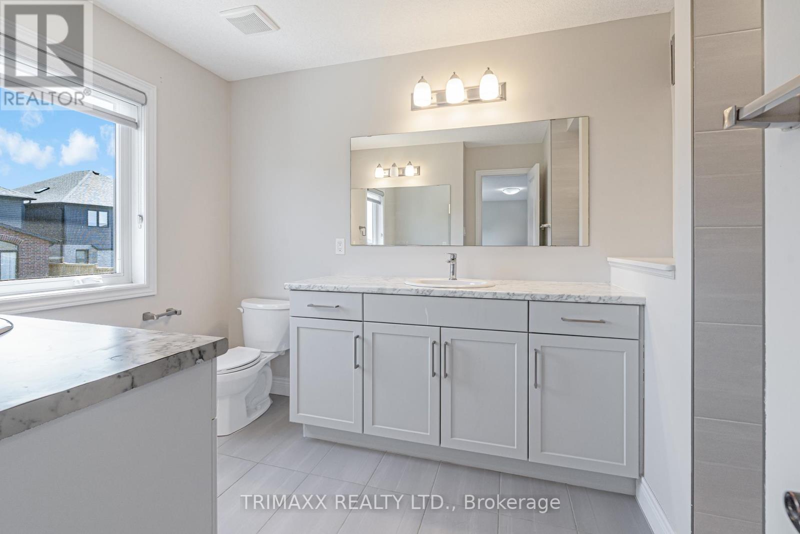 39 Loxleigh Lane, Woolwich, Ontario  N0B 1M0 - Photo 29 - X12135325