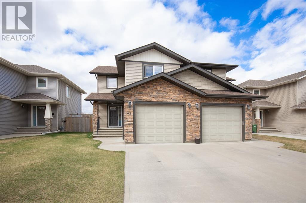Property at 32 Windermere Close image 1
