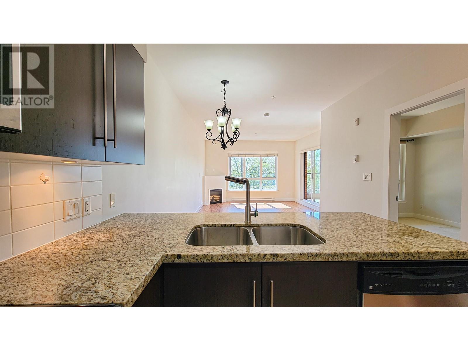 311 7655 Edmonds Street, Burnaby, British Columbia  V3N 1B6 - Photo 8 - R2997988
