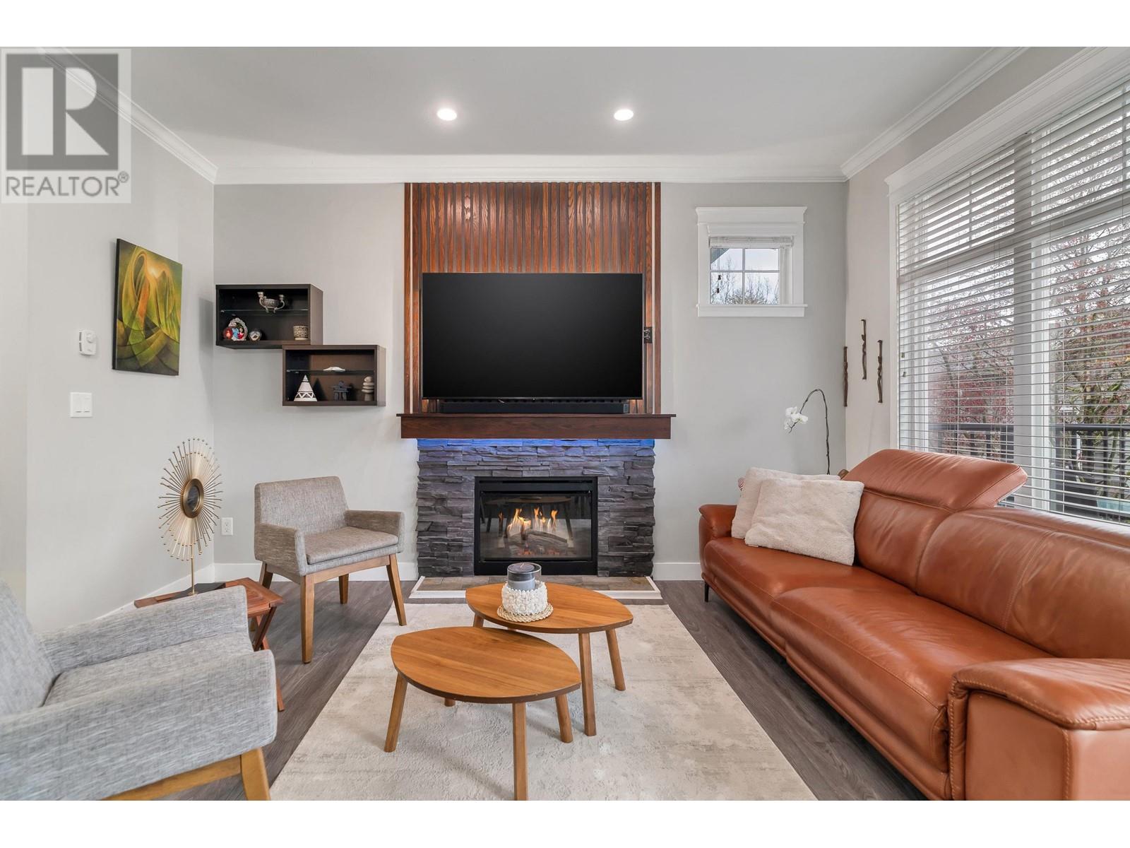 52 11282 Cottonwood Drive, Maple Ridge, British Columbia  V2X 8W8 - Photo 2 - R2988251