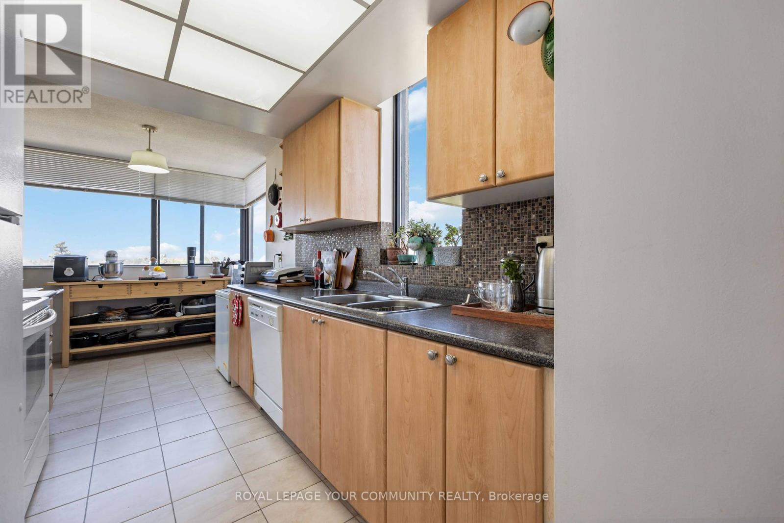 606 - 133 Torresdale Avenue, Toronto, Ontario  M2R 3T2 - Photo 18 - C12140258