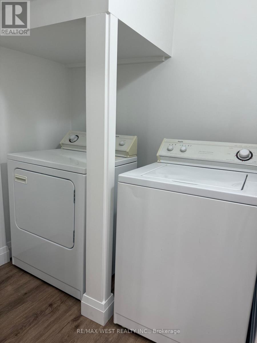 Bsmt - 10 Tynevale Drive, Toronto, Ontario  M9R 2B4 - Photo 8 - W11939557