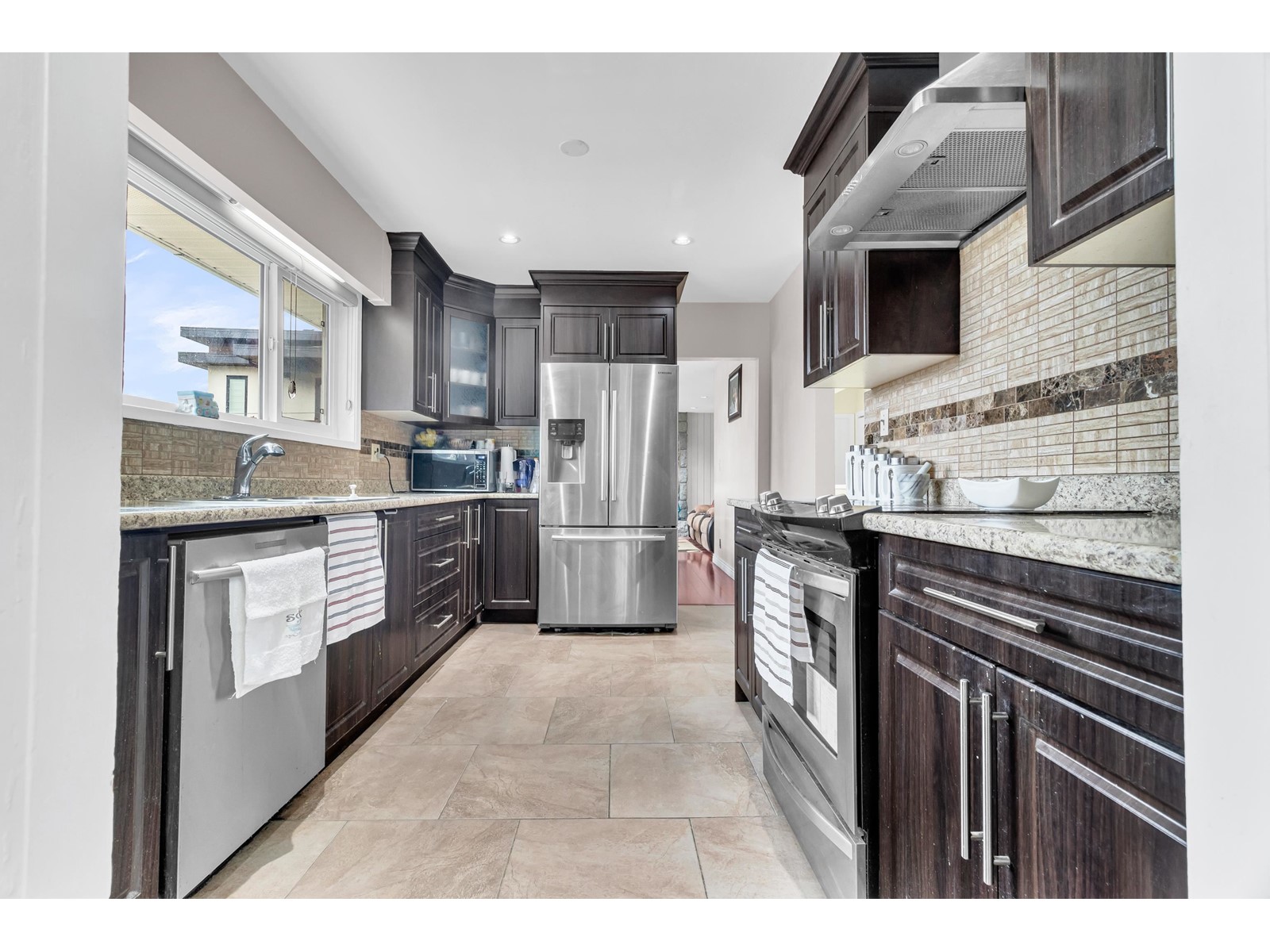 8321 116a Street, Delta, British Columbia  V4C 5Z3 - Photo 11 - R2968785
