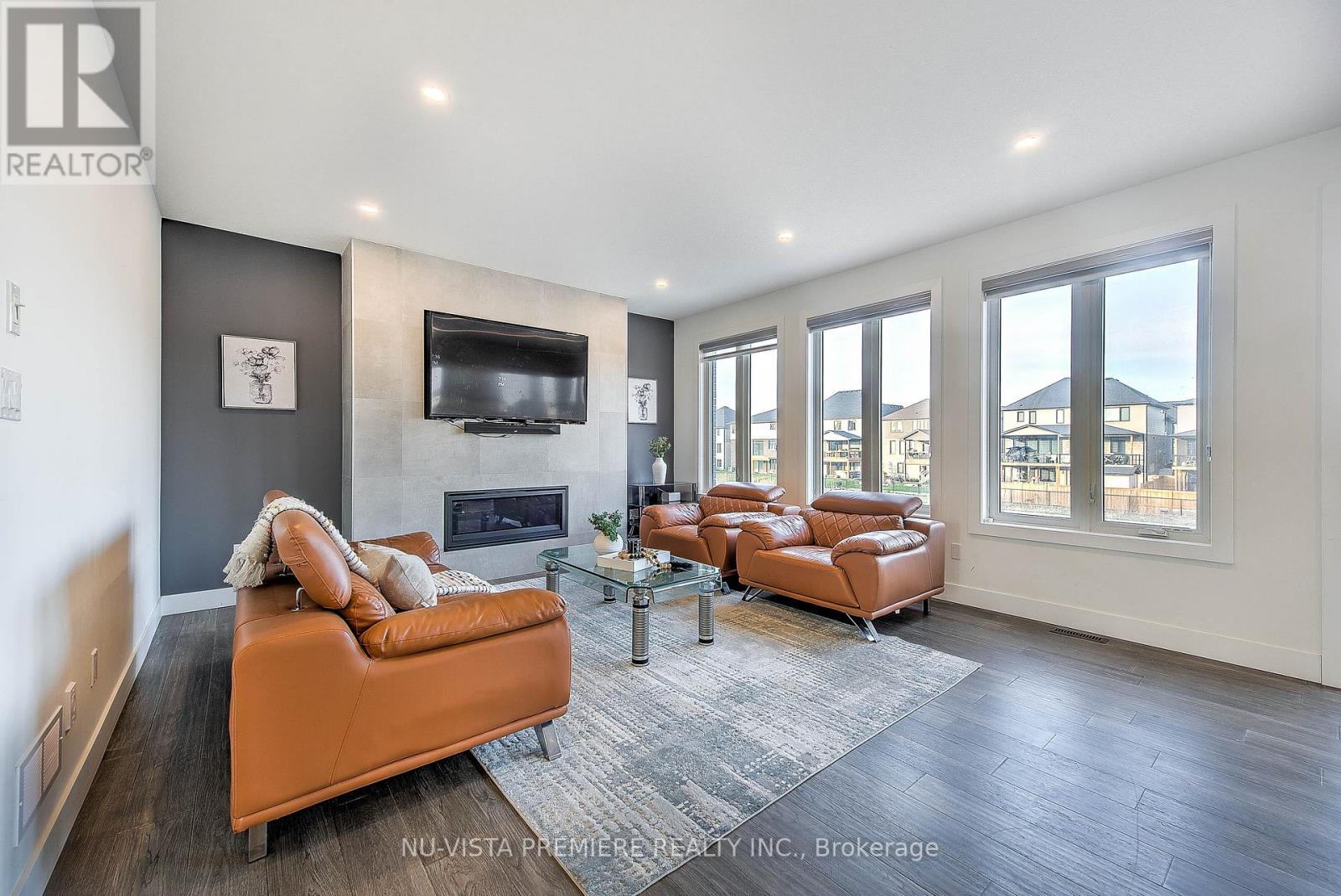 Photo 10 of 43 for 1357 Medway Park Drive