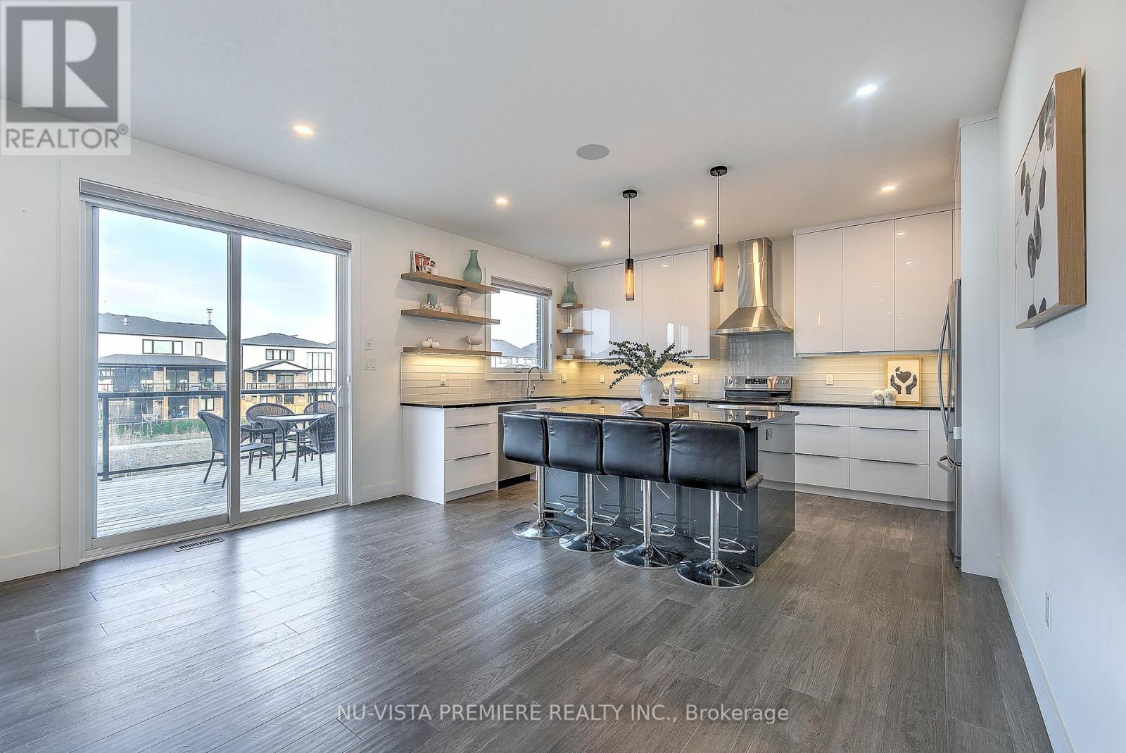 Photo 11 of 43 for 1357 Medway Park Drive