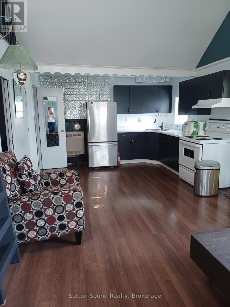 24 Islandview Drive, South Bruce Peninsula, Ontario  N0H 1A0 - Photo 16 - X12139984