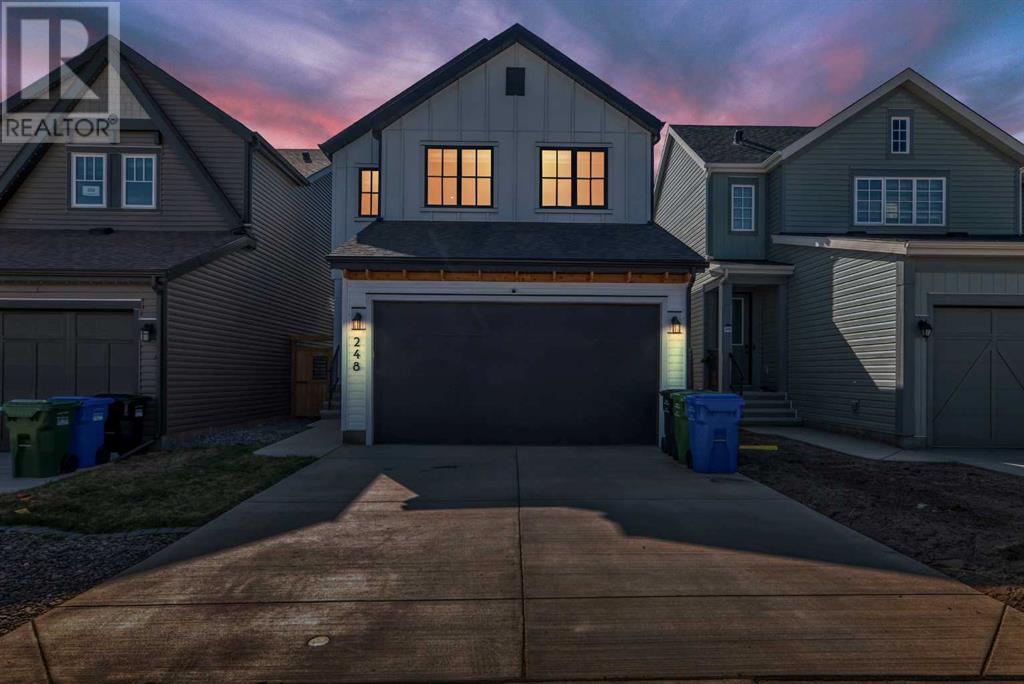 Property at 248 Lavender Manor SE image 4