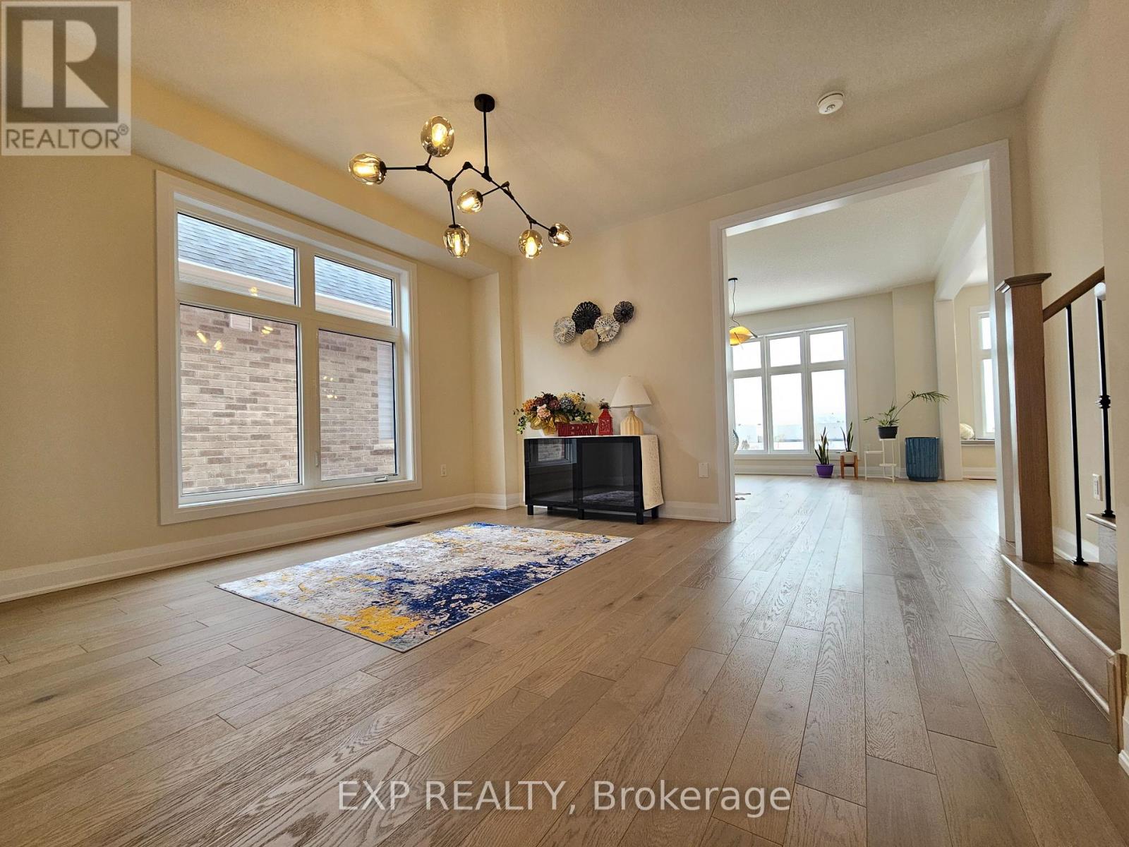 Property at 33 JOHN DALLIMORE DRIVE image 5