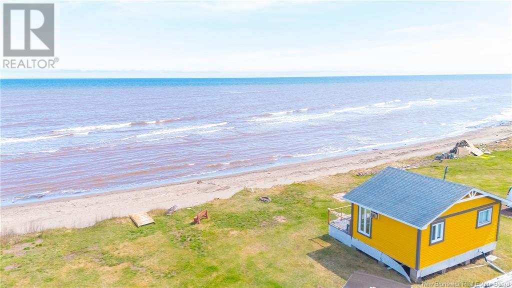 1200 de la Mer Boulevard, Saint-Marie-Saint-Raphaël, New Brunswick