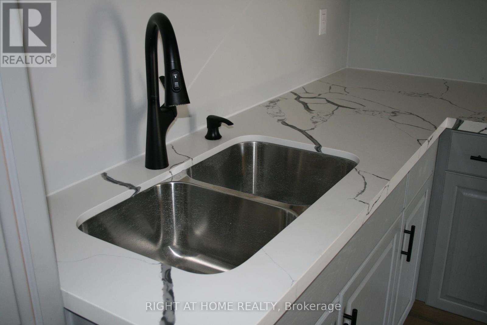 88 Kipling Place, Barrie (Letitia Heights), Ontario  L4N 4W1 - Photo 17 - S12065987