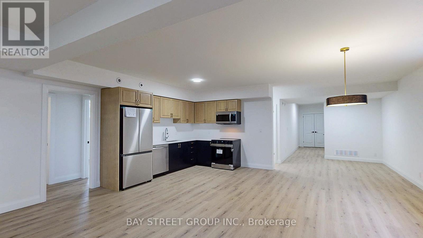 16 Lower - 242 Mount Pleasant Street, Brantford, Ontario  N3T 1V1 - Photo 7 - X12140436