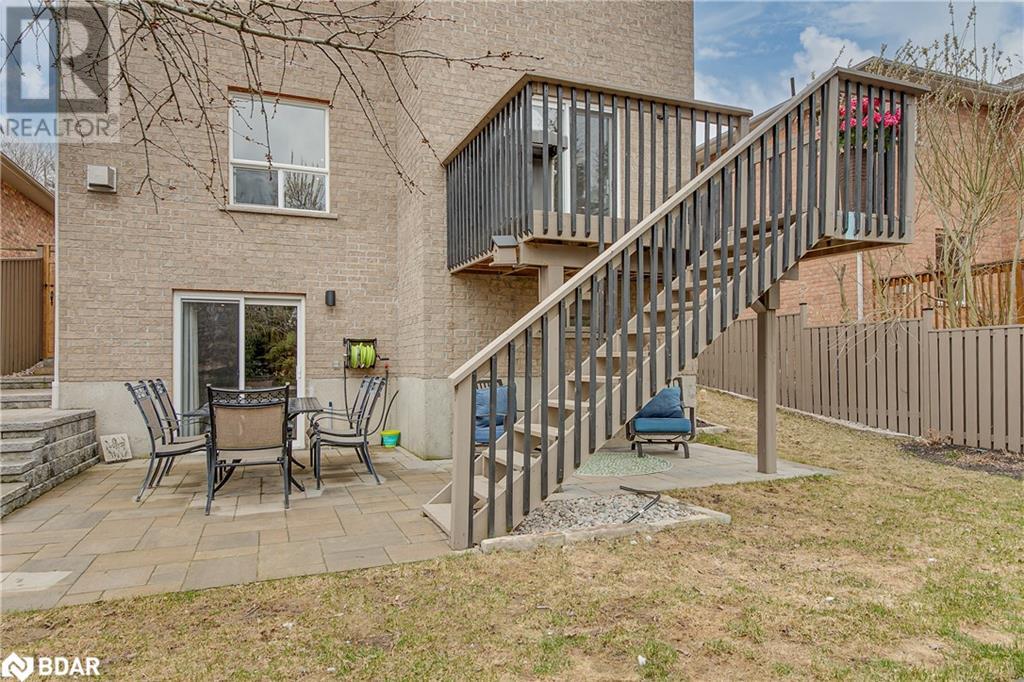 18 Bloom Crescent, Barrie, Ontario  L4N 0C9 - Photo 35 - 40726833