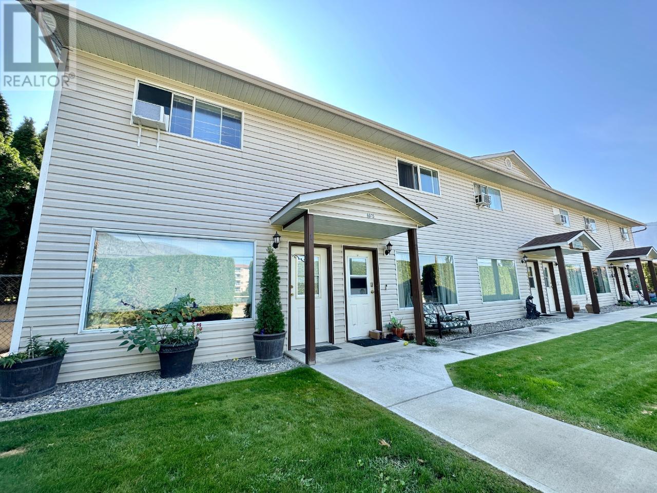 6015 Maple Drive Unit# 1, Osoyoos, British Columbia  V0H 1V3 - Photo 2 - 10344025