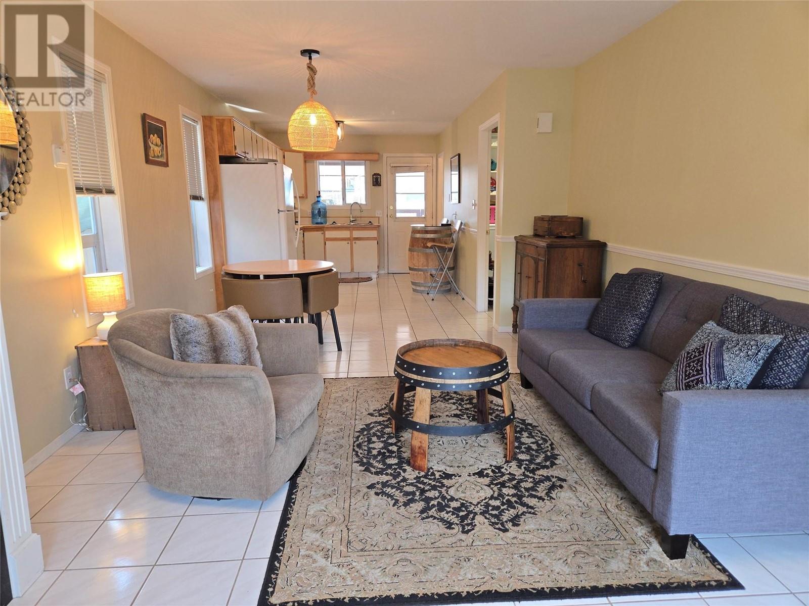 6015 Maple Drive Unit# 1, Osoyoos, British Columbia  V0H 1V3 - Photo 4 - 10344025
