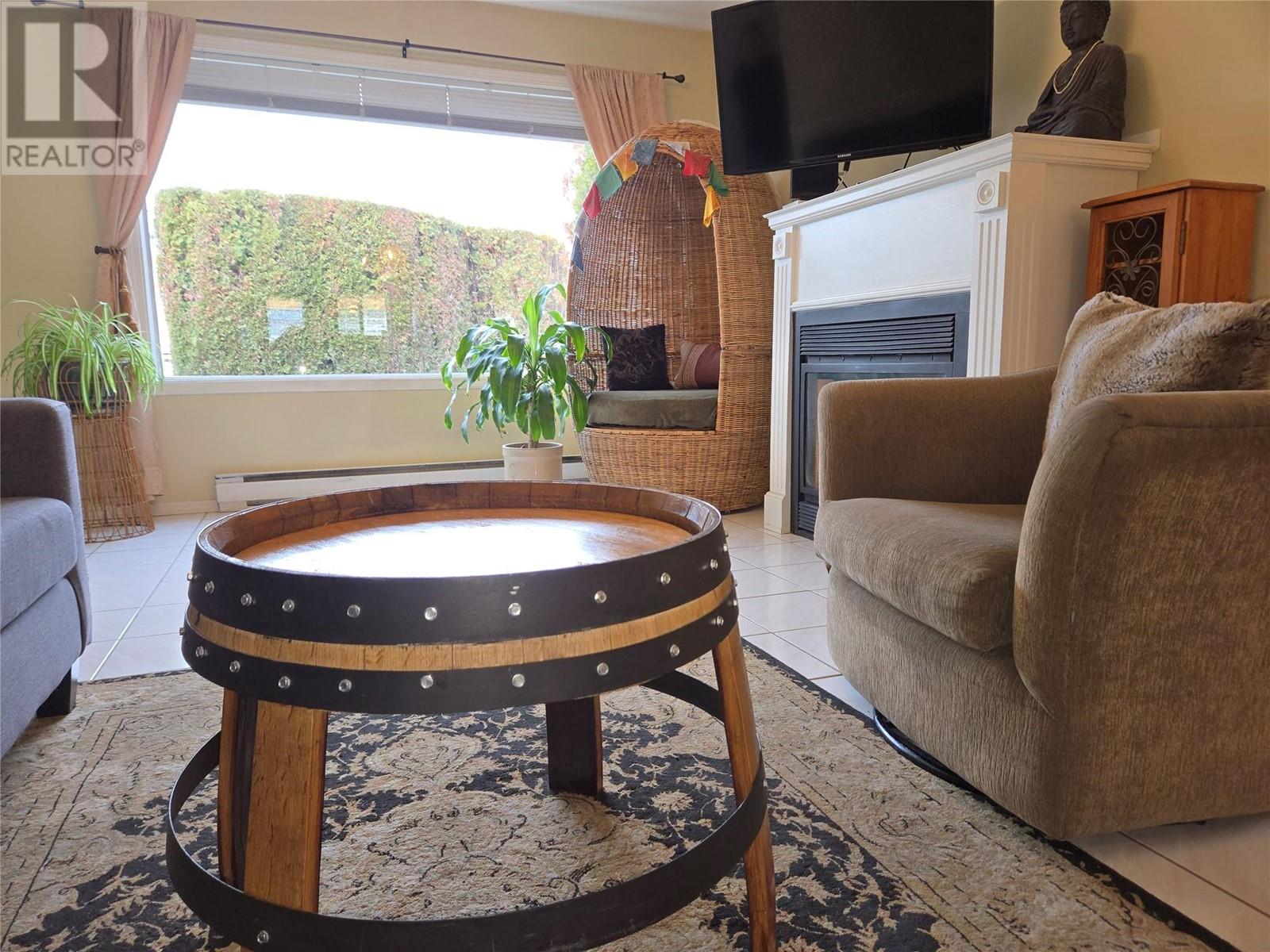 6015 Maple Drive Unit# 1, Osoyoos, British Columbia  V0H 1V3 - Photo 12 - 10344025