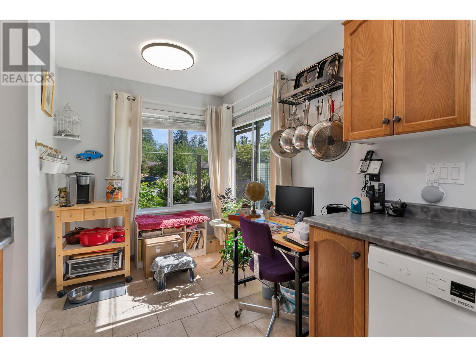 38 22740 116 Avenue, Maple Ridge, British Columbia  V2X 2X7 - Photo 5 - R3000133