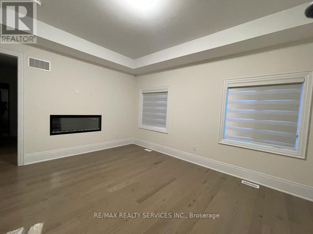 22 Kinburn Crescent, Vaughan, Ontario  L4L 1A6 - Photo 8 - N12140442
