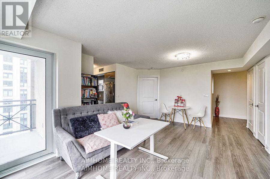 2022 - 2 Eva Road, Toronto, Ontario  M9C 0A9 - Photo 7 - W12133083