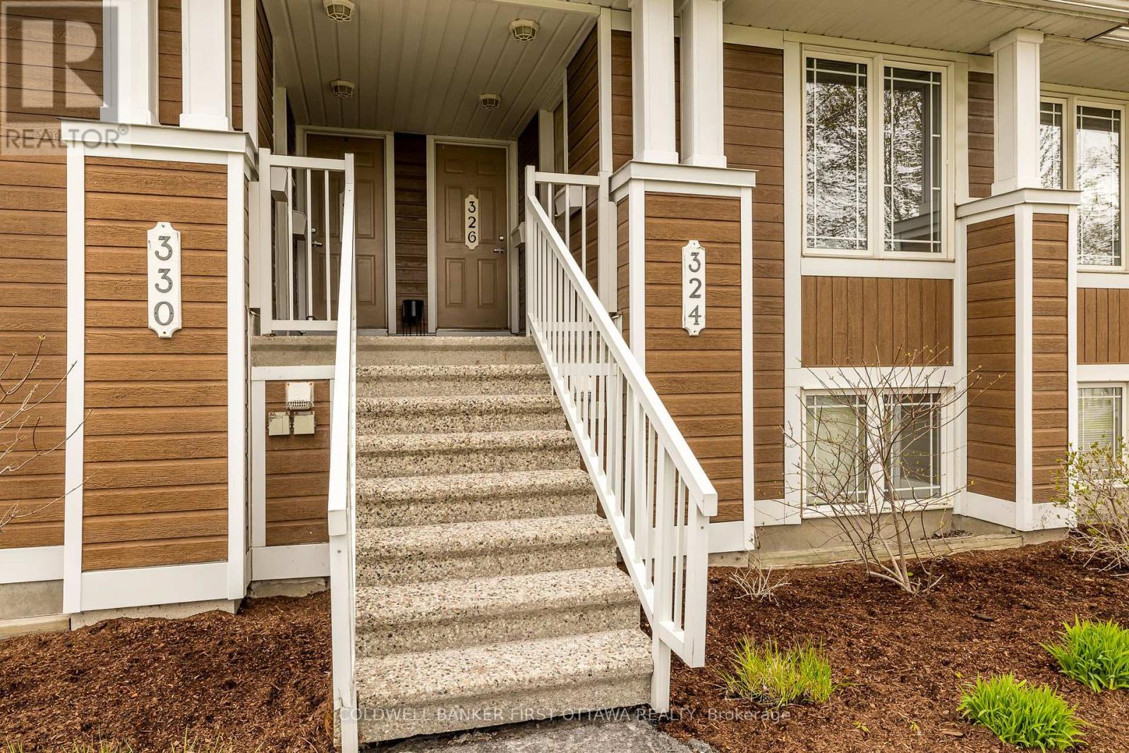 Property at 326 CROWNRIDGE DRIVE image 3
